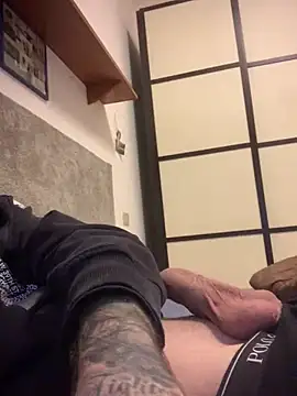 Snapshot of Chicano2k chatting on January 2025 10:12:01 PM Chicano2k online show from January 2025 10:12:01 PM