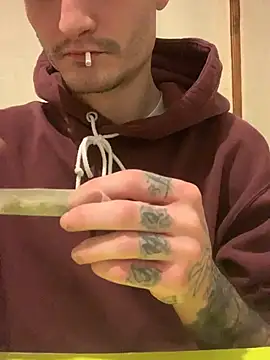 Snapshot of Chicano2k chatting on January 2025 09:30:01 PM Chicano2k online show from January 2025 09:30:01 PM