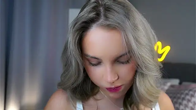 AftonConnett online show from October 2025 01:06:02 AM