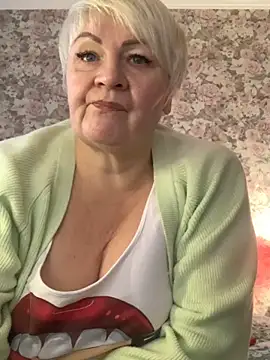 Laura Millf online show from February 2025 02:02:01 PM