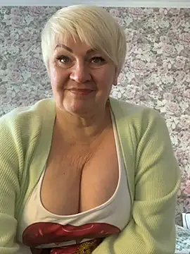 Laura Millf online show from February 2025 09:46:02 AM