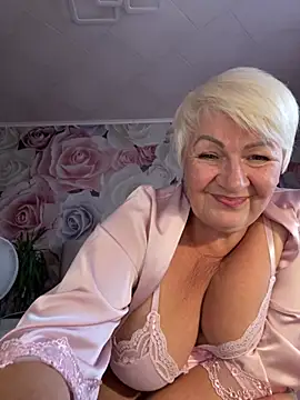 Laura Millf online show from July 2026 04:22:01 PM