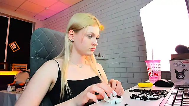 GraceGlamour online show from January 2025 11:36:02 AM