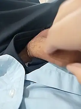 Snapshot of ptrz990 chatting on November 2025 01:36:01 PM ptrz990 online show from November 2025 01:36:01 PM