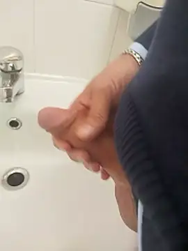 Snapshot of ptrz990 chatting on January 2026 03:26:01 PM ptrz990 online show from January 2026 03:26:01 PM