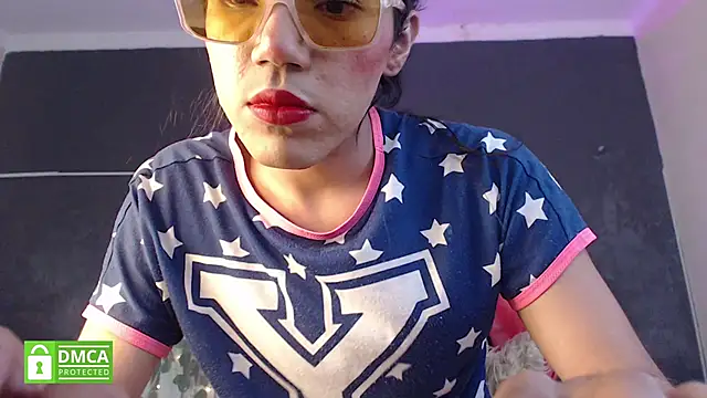 moon hill online show from December 2024 07:30:02 PM