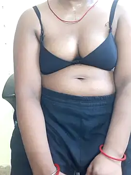 Snapshot of NairaSaxena chatting on July 2026 07:17:01 PM NairaSaxena online show from July 2026 07:17:01 PM