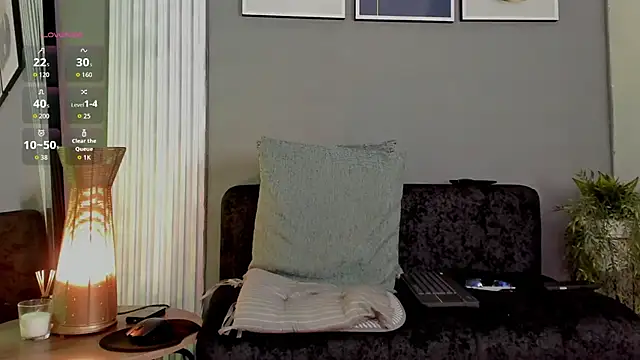 Snapshot of thomas_eliotts chatting on July 2026 07:35:02 PM thomas eliotts online show from July 2026 07:35:02 PM
