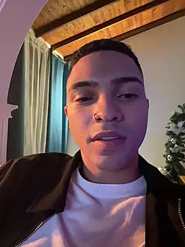 Thiago Santo  online show from January 2025 08:13:02 AM