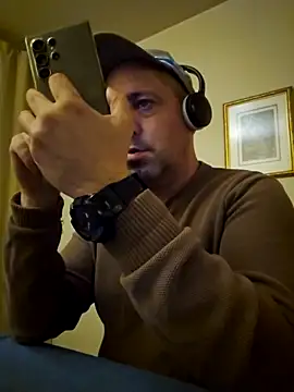 Snapshot of HeteroHotGuy1 chatting on November 2025 02:54:02 AM HeteroHotGuy1 online show from November 2025 02:54:02 AM