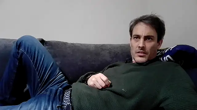 Snapshot of basquehotboy chatting on January 2025 09:58:02 PM basquehotboy online show from January 2025 09:58:02 PM