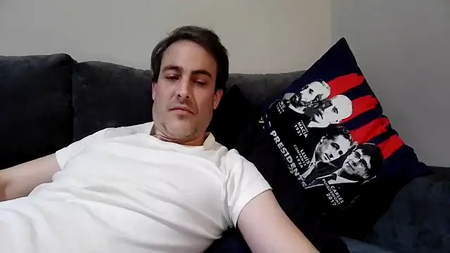 Snapshot of basquehotboy chatting on January 2025 12:46:01 AM basquehotboy online show from January 2025 12:46:01 AM