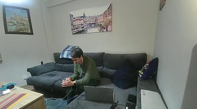 Snapshot of basquehotboy chatting on January 2025 09:10:01 PM basquehotboy online show from January 2025 09:10:01 PM