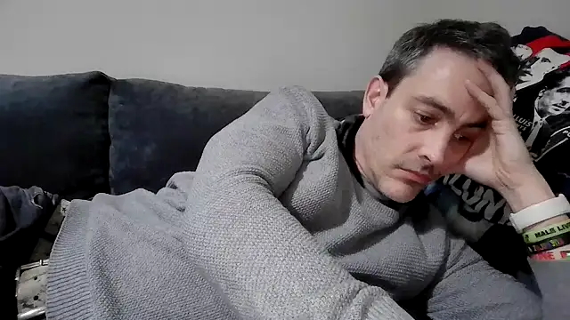 Snapshot of basquehotboy chatting on February 2025 10:33:01 PM basquehotboy online show from February 2025 10:33:01 PM