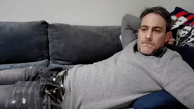 Snapshot of basquehotboy chatting on February 2025 09:58:02 PM basquehotboy online show from February 2025 09:58:02 PM