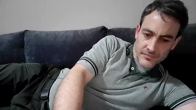 Snapshot of basquehotboy chatting on February 2025 10:48:01 PM basquehotboy online show from February 2025 10:48:01 PM