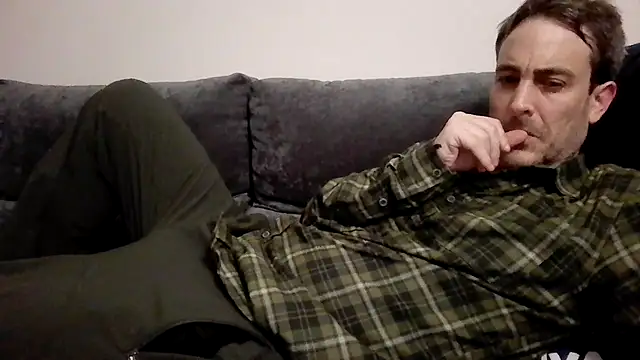 Snapshot of basquehotboy chatting on February 2025 12:04:01 AM basquehotboy online show from February 2025 12:04:01 AM