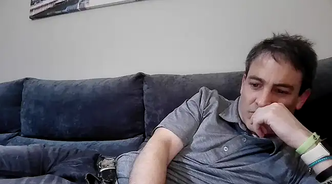 Snapshot of basquehotboy chatting on March 2025 09:40:02 PM basquehotboy online show from March 2025 09:40:02 PM