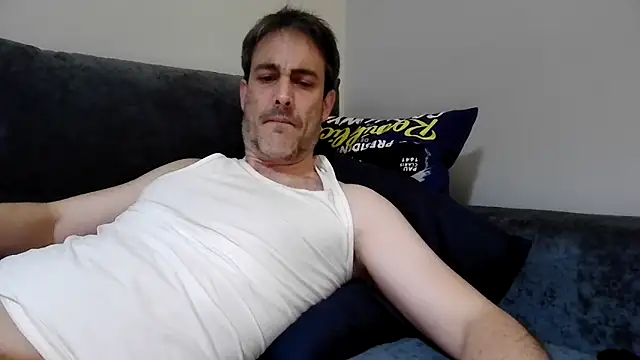 Snapshot of basquehotboy chatting on March 2025 01:49:01 AM basquehotboy online show from March 2025 01:49:01 AM