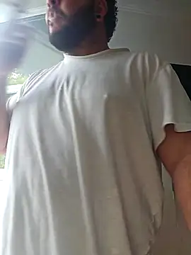 Snapshot of Wherezdaddy chatting on October 2025 07:42:02 PM Wherezdaddy online show from October 2025 07:42:02 PM