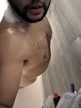 Snapshot of Wherezdaddy chatting on December 2025 11:45:02 PM Wherezdaddy online show from December 2025 11:45:02 PM