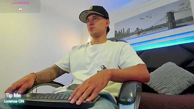 Damian23   online show from February 2026 11:29:02 AM