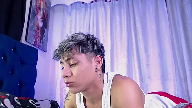 Sexys Boys Hot1 online show from May 2026 01:55:01 AM
