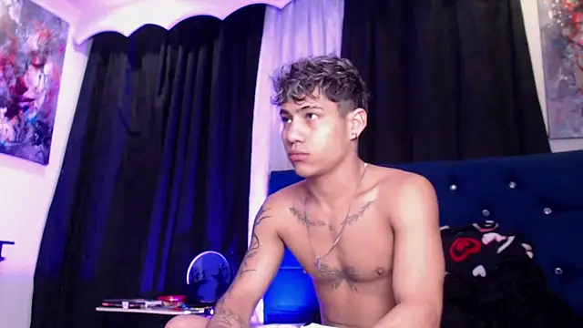 Sexys Boys Hot1 online show from May 2026 01:34:01 AM