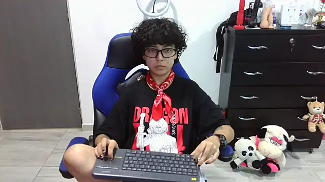 thomascooper7 online show from March 2026 07:46:02 PM