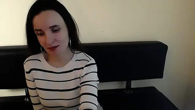 Snapshot of LaimaV_ chatting on March 2026 10:14:02 PM LaimaV online show from March 2026 10:14:02 PM