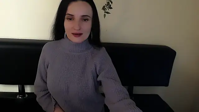 Snapshot of LaimaV_ chatting on April 2026 06:30:01 PM LaimaV online show from April 2026 06:30:01 PM