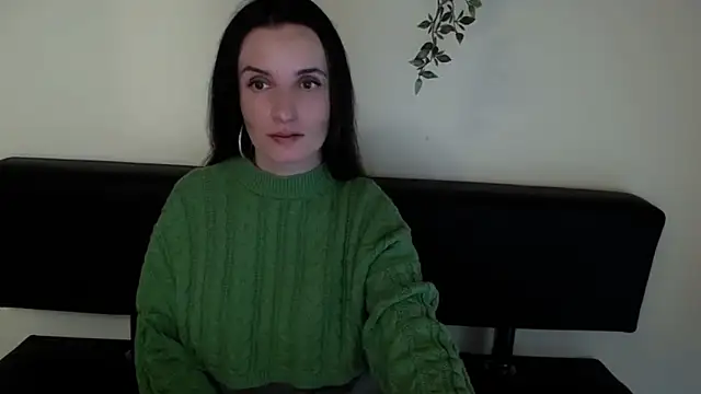 Snapshot of LaimaV_ chatting on April 2026 09:20:01 PM LaimaV online show from April 2026 09:20:01 PM