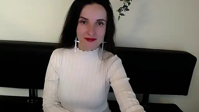 Snapshot of LaimaV_ chatting on April 2026 09:37:02 PM LaimaV online show from April 2026 09:37:02 PM