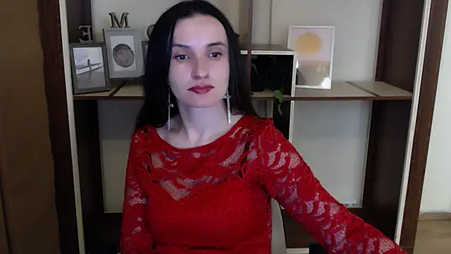 Snapshot of LaimaV_ chatting on April 2026 08:39:02 PM LaimaV online show from April 2026 08:39:02 PM