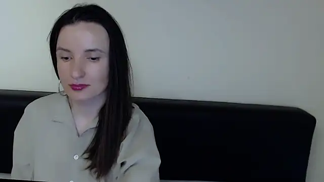 Snapshot of LaimaV_ chatting on May 2026 05:21:01 PM LaimaV online show from May 2026 05:21:01 PM
