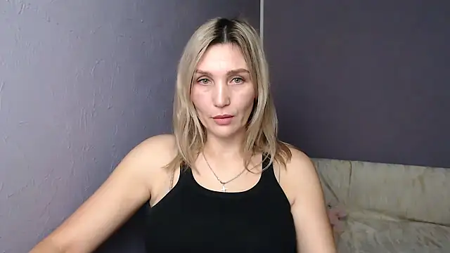  sexy lady online show from February 2025 03:30:02 PM