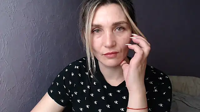  sexy lady online show from February 2025 08:20:02 PM