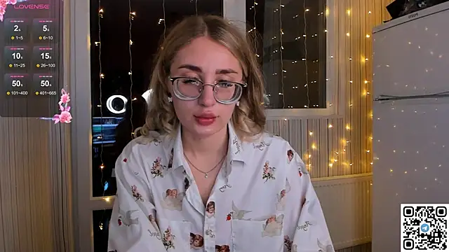 LivyyBossom online show from January 2025 08:31:02 PM