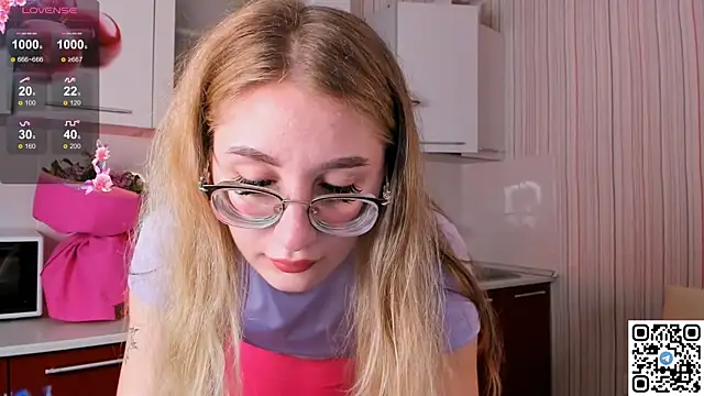 LivyyBossom online show from February 2025 07:00:01 PM