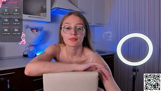 LivyyBossom online show from March 2025 07:39:01 PM