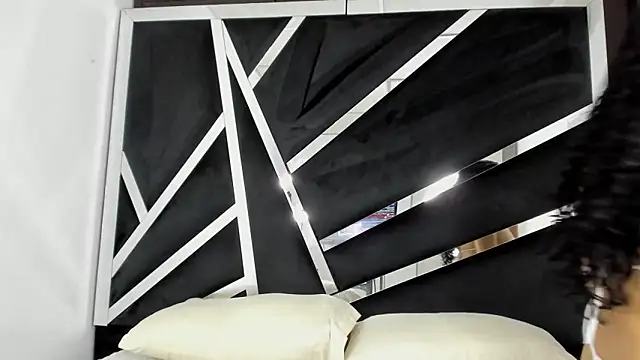 Snapshot of Sofia-candyht chatting on March 2025 09:17:01 PM Sofia-candyht online show from March 2025 09:17:01 PM