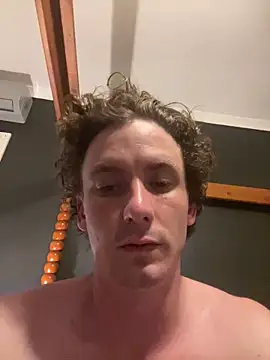 Snapshot of bradleyjamesmc chatting on January 2025 07:35:01 PM bradleyjamesmc online show from January 2025 07:35:01 PM