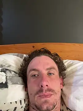 Snapshot of bradleyjamesmc chatting on January 2025 09:13:01 AM bradleyjamesmc online show from January 2025 09:13:01 AM