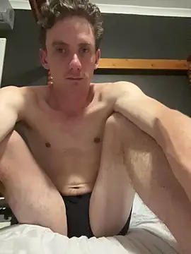 Snapshot of bradleyjamesmc chatting on February 2025 05:16:01 PM bradleyjamesmc online show from February 2025 05:16:01 PM