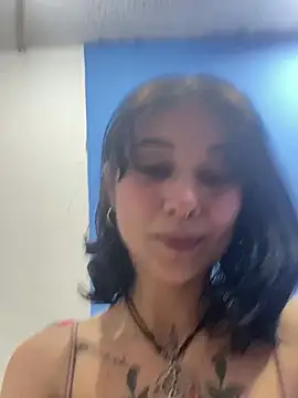 Snapshot of Avoa_26 chatting on March 2025 05:14:01 AM Avoa 26 online show from March 2025 05:14:01 AM