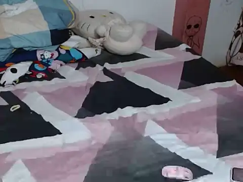 Snapshot of Avoa_26 chatting on December 2025 05:13:01 AM Avoa 26 online show from December 2025 05:13:01 AM