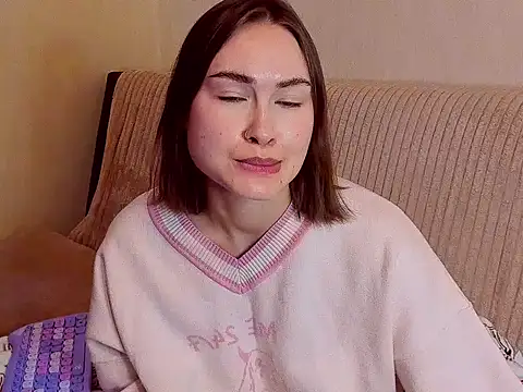 sleeeep y online show from February 2026 02:14:01 PM