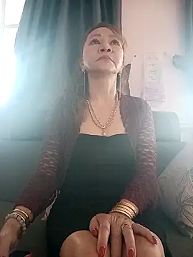 Snapshot of Baby-sexysweet69 chatting on October 2025 12:58:01 AM Baby-sexysweet69 online show from October 2025 12:58:01 AM