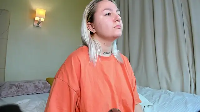 Snapshot of Debbie_Taylor chatting on December 2024 09:08:01 PM Debbie Taylor online show from December 2024 09:08:01 PM