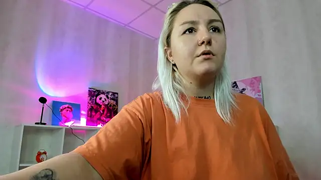 Snapshot of Debbie_Taylor chatting on January 2025 03:12:01 PM Debbie Taylor online show from January 2025 03:12:01 PM